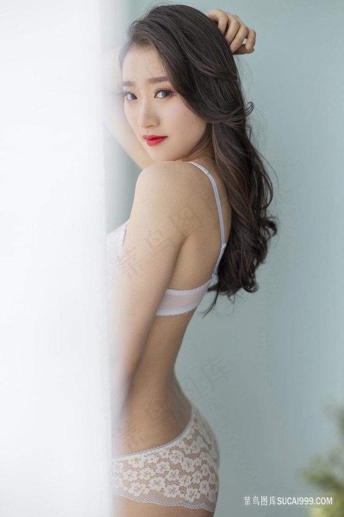 《与上司出轨的妻子》