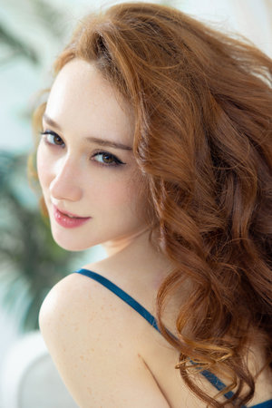 爱玛夫人在线